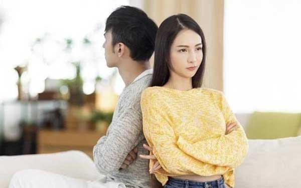 南京侦探社：老公出轨已回头，为什么很多人还是无法走出来？真相戳心又现实